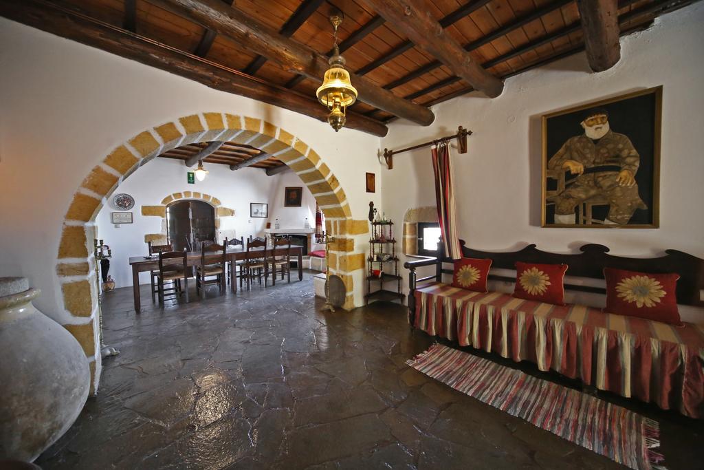 Villa Thea In Aptera Megala Chorafia Room photo